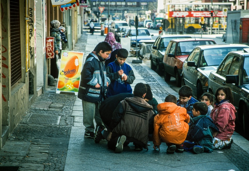 1998-Kreuzberger-Kinder.jpg